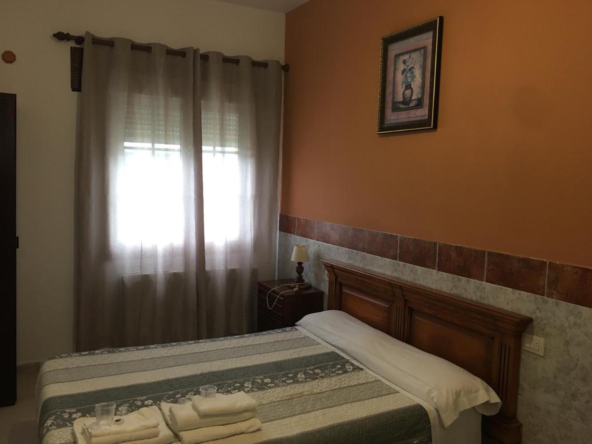فندق Hostal O Labrador O Hospital المظهر الخارجي الصورة