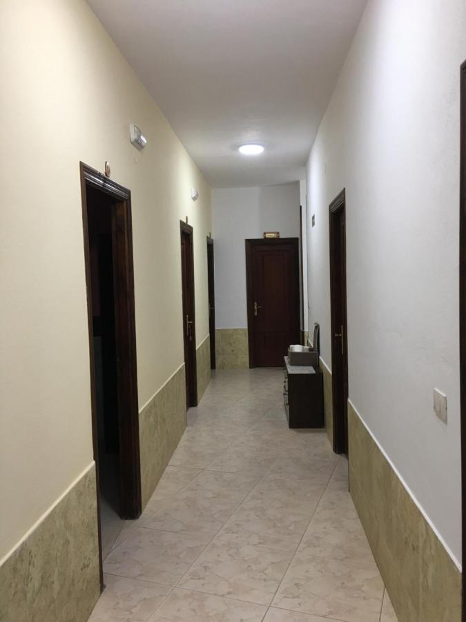 فندق Hostal O Labrador O Hospital المظهر الخارجي الصورة